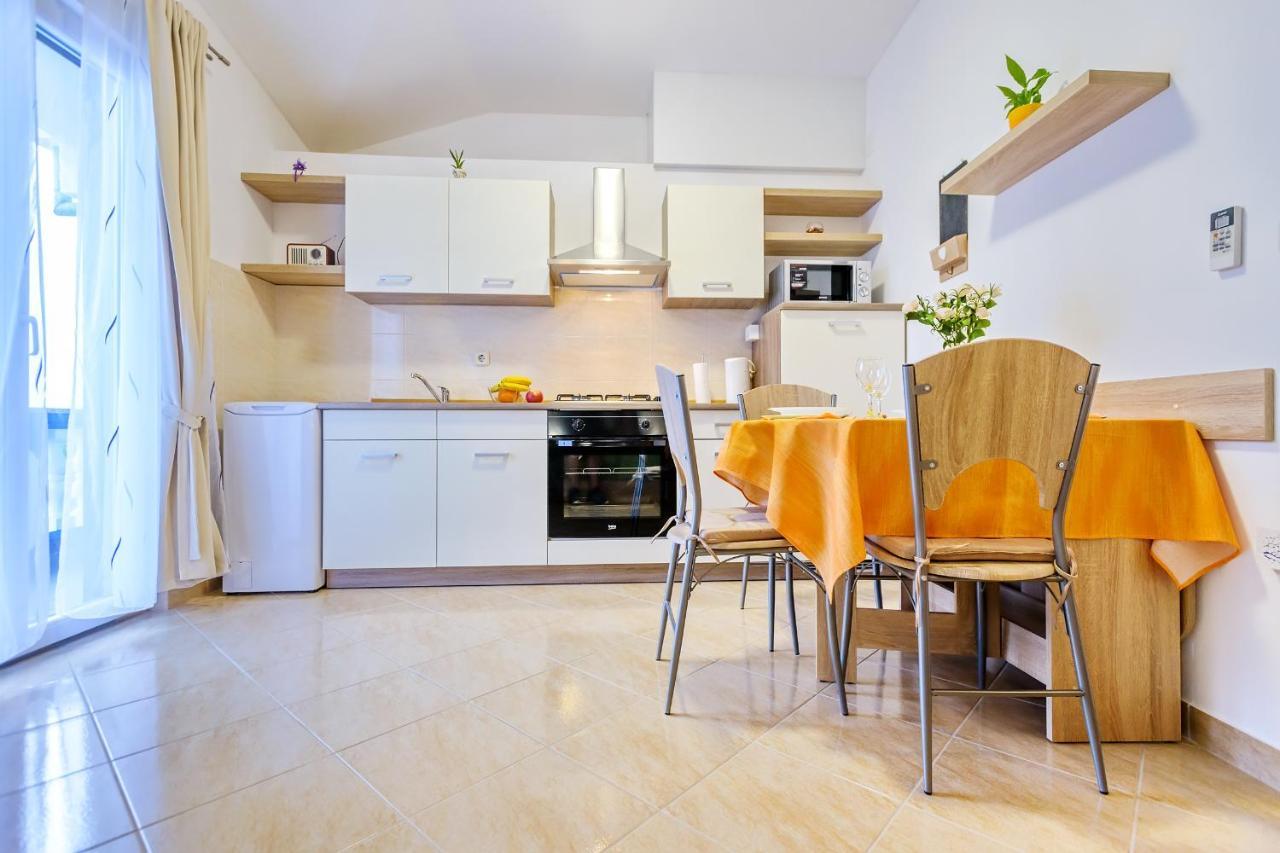 Apartmani Nena Zadar Exteriör bild