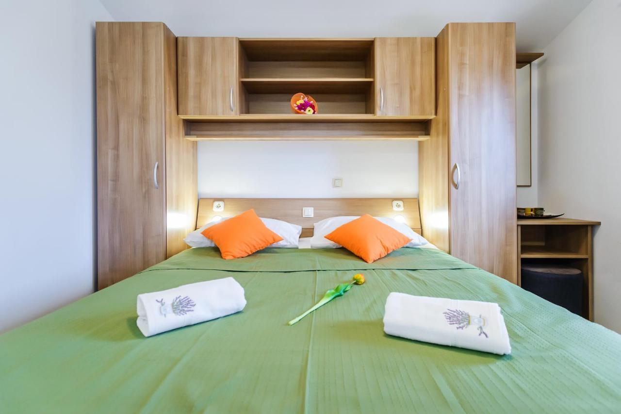 Apartmani Nena Zadar Exteriör bild