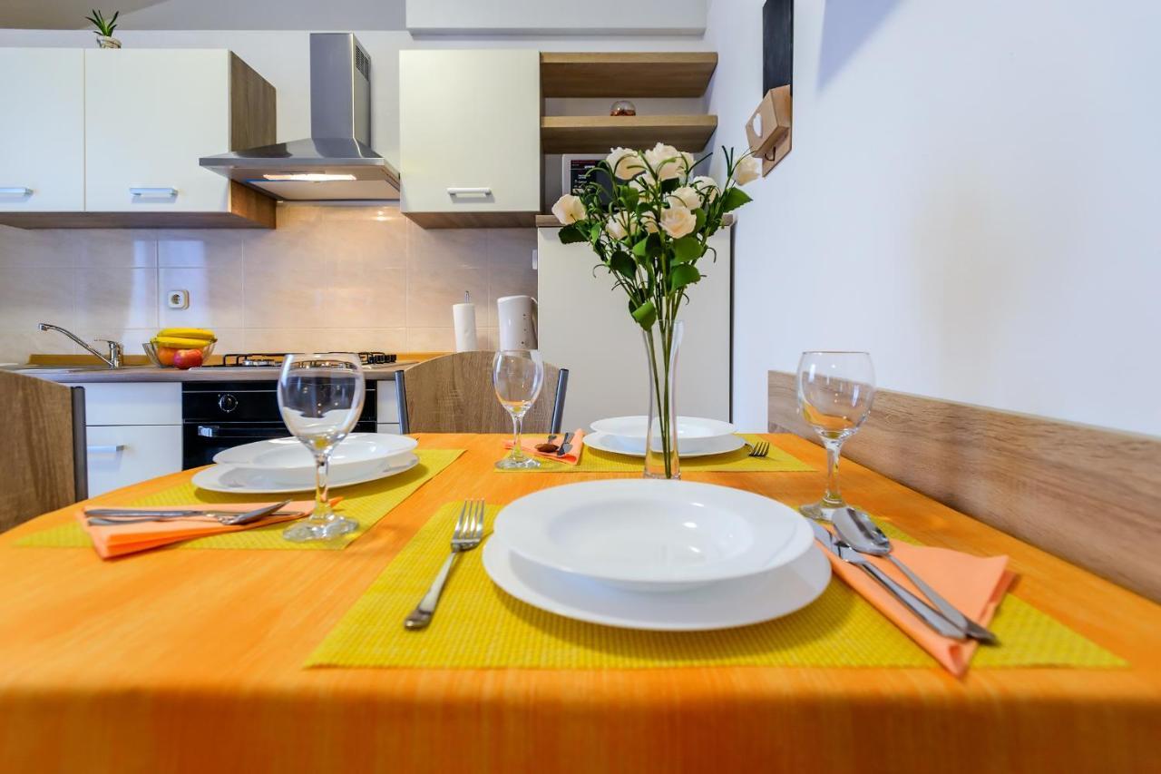 Apartmani Nena Zadar Exteriör bild
