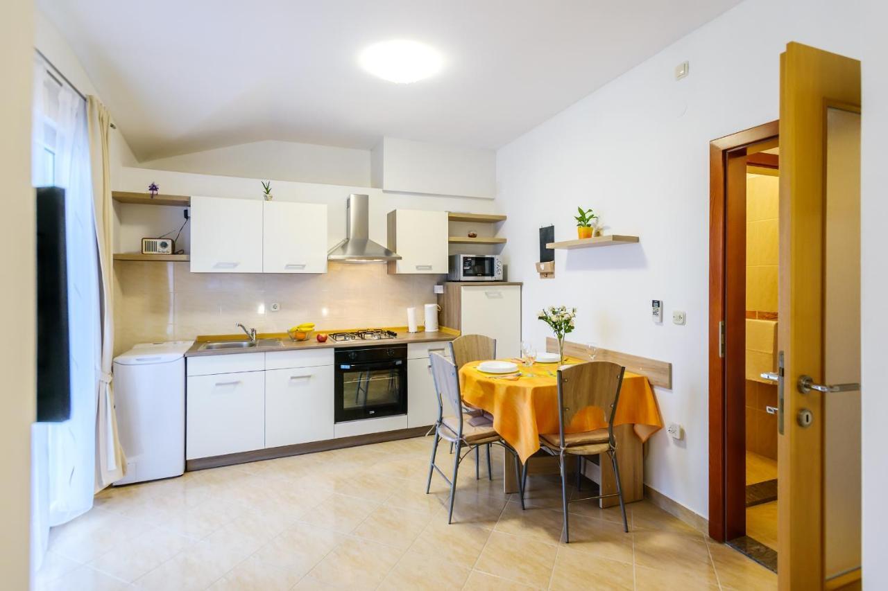 Apartmani Nena Zadar Exteriör bild
